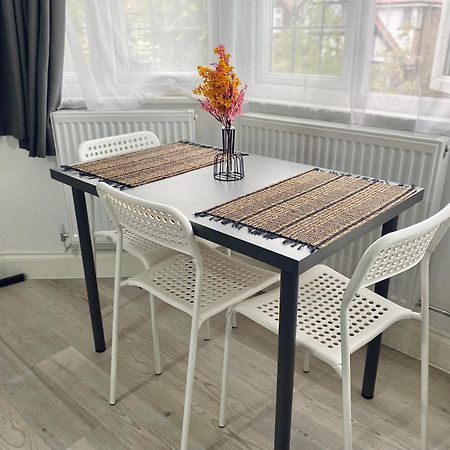 Charming Studio 30Min To Central London Luaran gambar